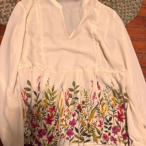 Chic Nation Cream Blouse with Floral Embroidery